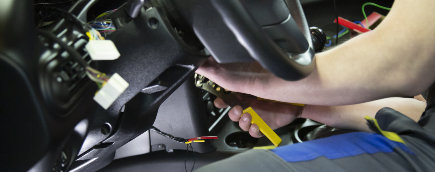 Mechanic doing Auto Electric Repairs in Edenbridge, Kent